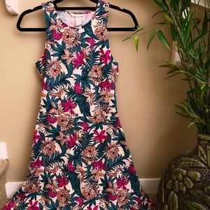 H&M | Floral Sleeveless Skater Dress